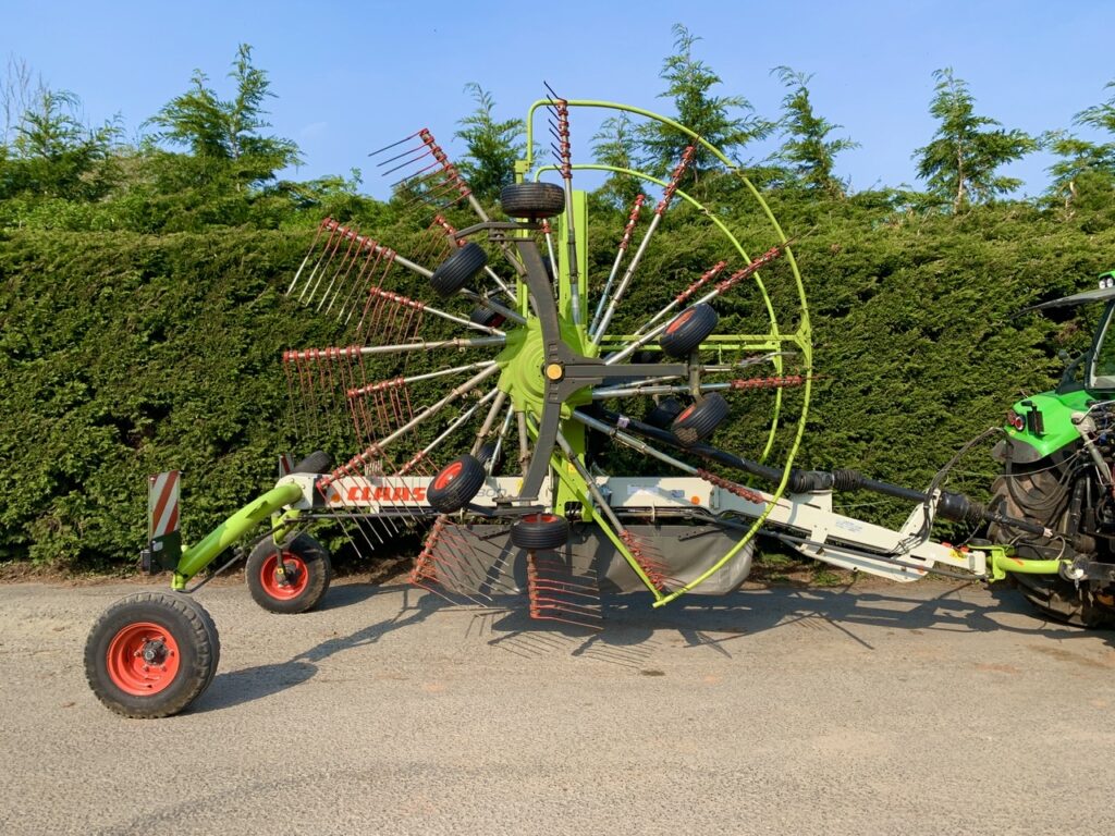 Claas Liner 2800 double rotor rake Pallisers of Hereford Ltd