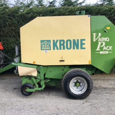 Krone Vario Pack 1500 round baler