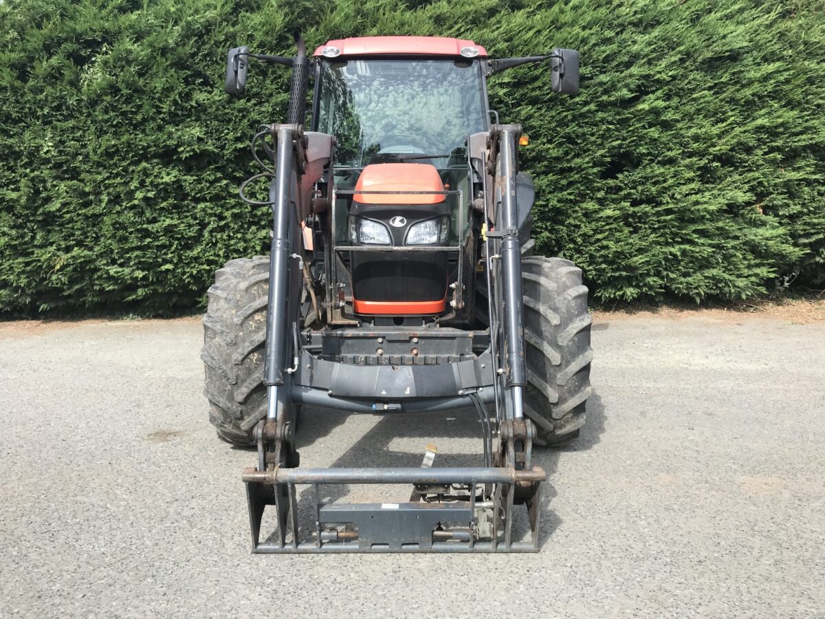 Kubota M108S & Quicke loader Pallisers of Hereford Ltd