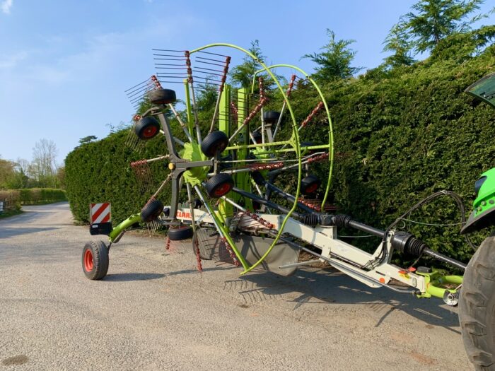 Claas Liner 2800 double rotor rake