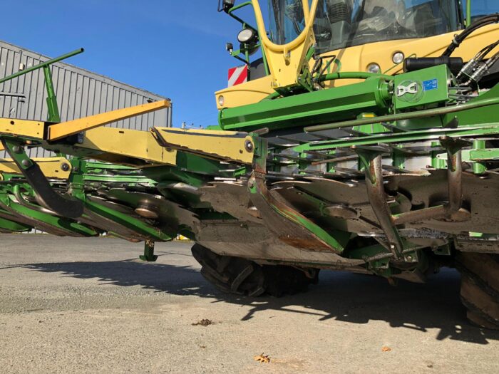 Krone XCollect 900-3 maize header