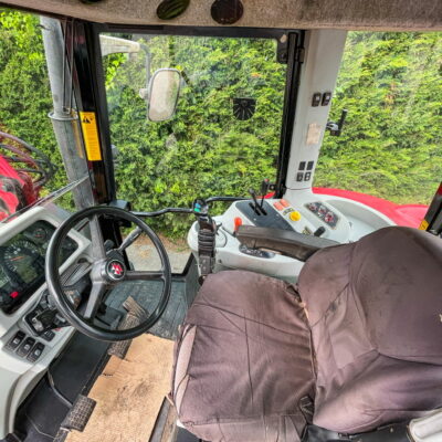 Massey Ferguson 5470 Dyna 4 & loader - Image 8