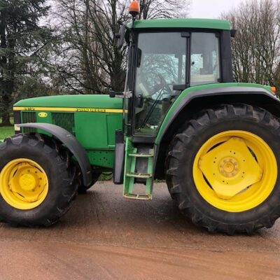 John Deere 6610