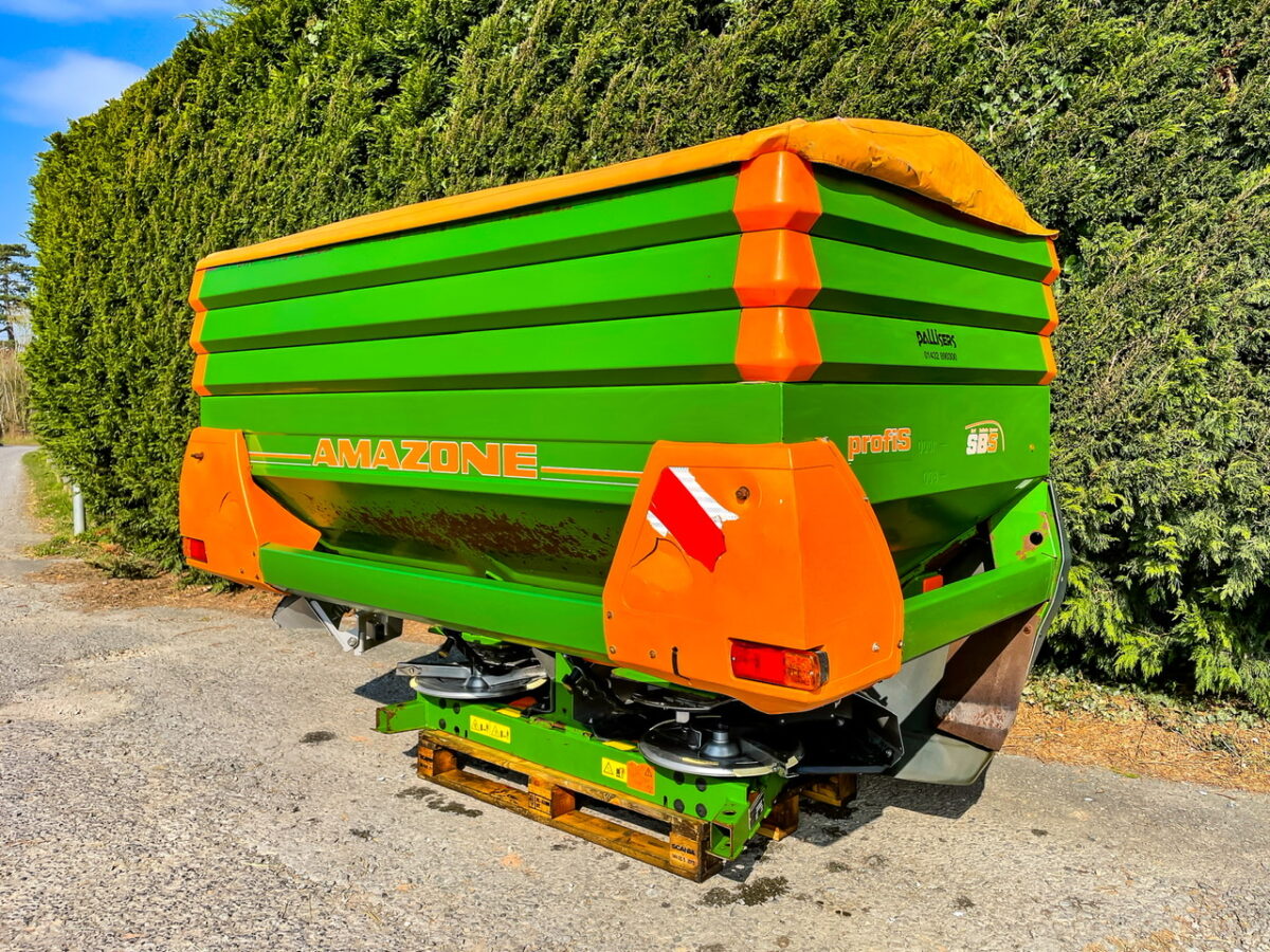Amazone ZAM 3000 Profis *weigh cell* fertiliser spreader Pallisers