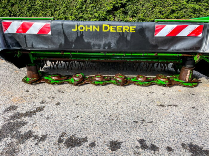 John Deere 331 mower conditioner