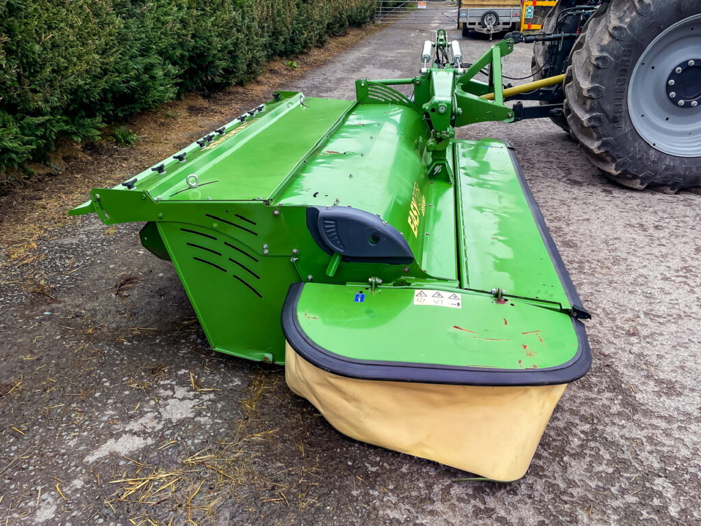 Krone EasyCut R320 CV mower conditioner - Pallisers of Hereford Ltd