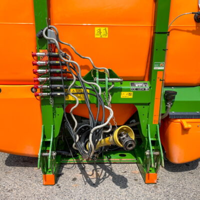Amazone UF1501 24 metre sprayer - Image 5