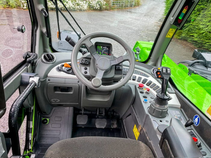 Merlo TF35.7CS-115 cab suspension