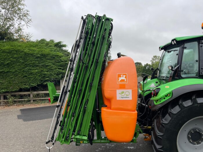 Amazone UF1501 24m mounted sprayer