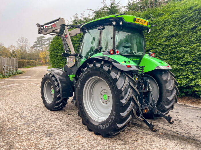 Deutz Fahr 5120 & loader