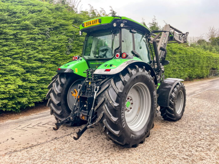 Deutz Fahr 5120 & loader