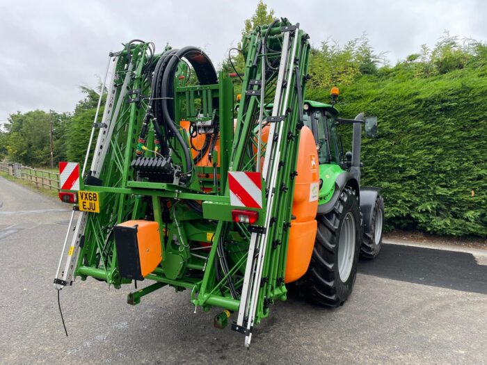 Amazone UF1501 24m mounted sprayer