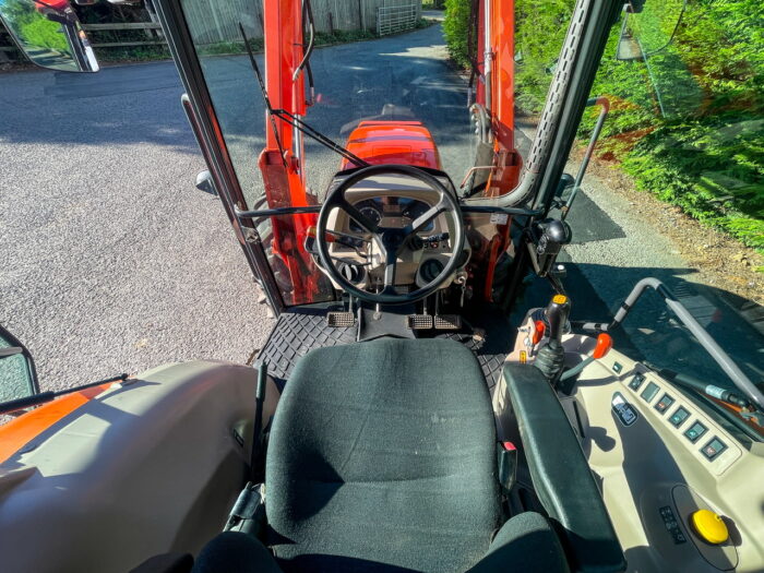 Kubota M9540 & loader