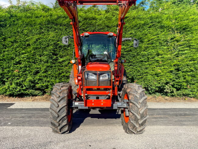 Kubota M9540 & loader