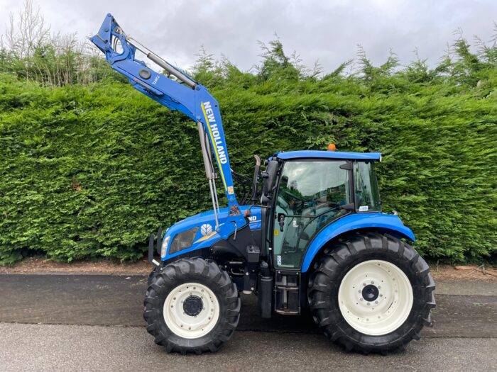 New Holland T4.115 & loader