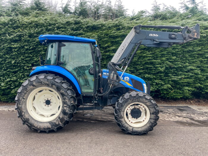 New Holland TD5.95 & loader