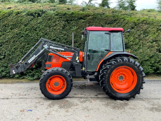 Kubota ME9000 & loader