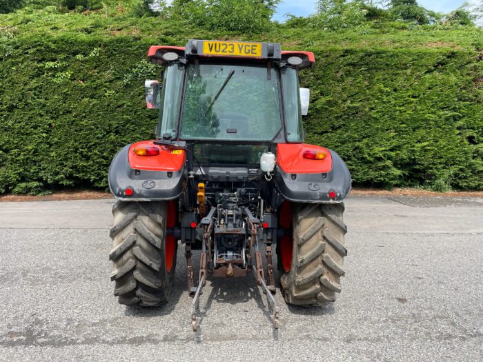 Kubota M4-073