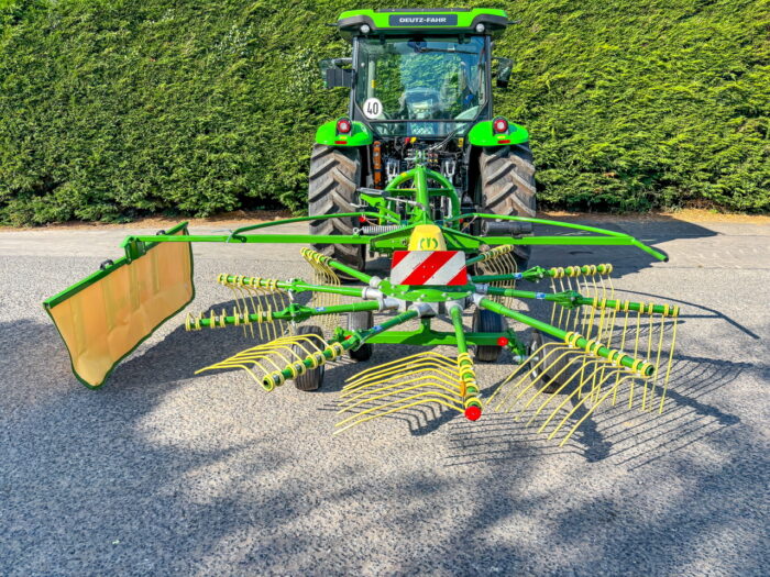 New Krone Swadro S 380 single rotor rake
