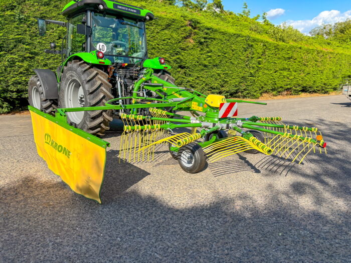 New Krone Swadro S 380 single rotor rake