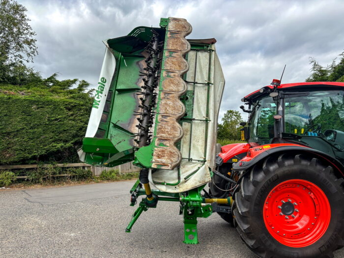McHale ProGlide R3100 mower conditioner