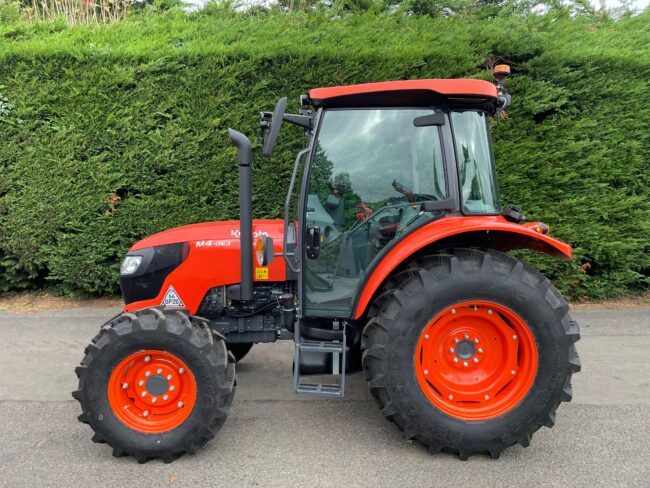 NEW Kubota M4-063