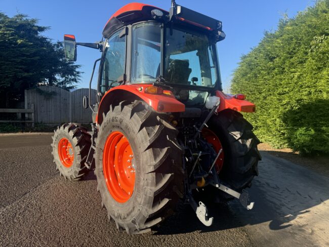NEW Kubota M4-063