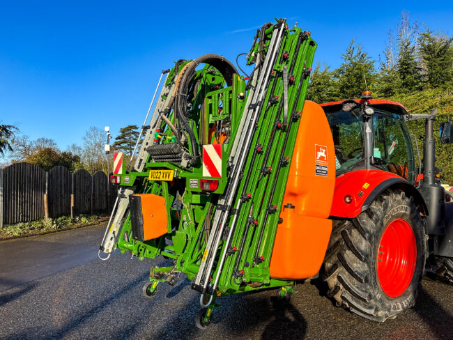 Amazone UF 1801 24 metre mounted sprayer