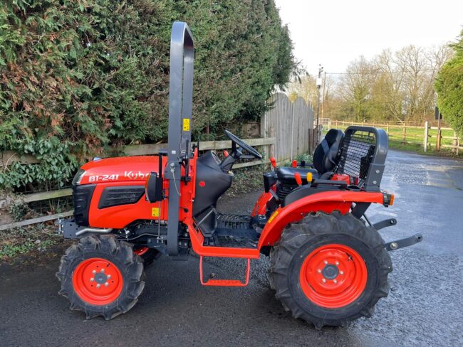 Kubota B1-241