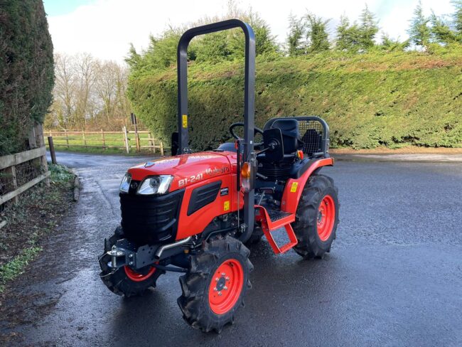 Kubota B1-241
