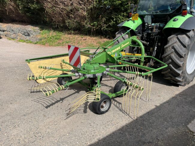 Krone Swadro 35 single rotor rake