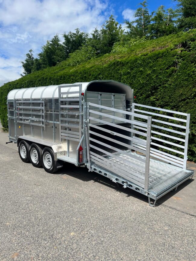 New Nugent 14ft Livestock trailer