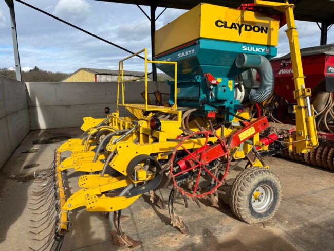 Claydon 3.5m mounted Direct Drill