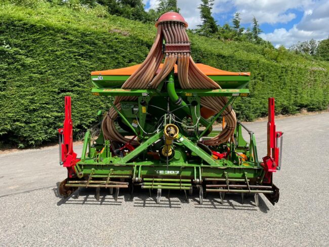 Amazone KG302 power harrow with AD302 seed drill