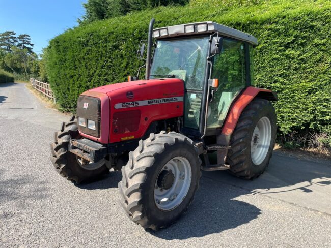 Massey Ferguson 6245