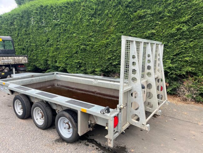 Ifor Williams GX126-3 plant trailer