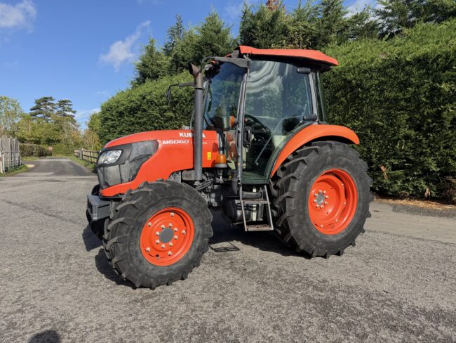 Kubota M6060
