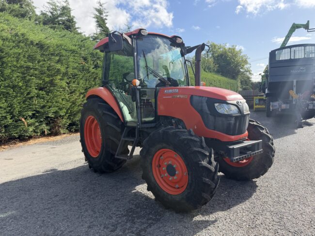 Kubota M6060