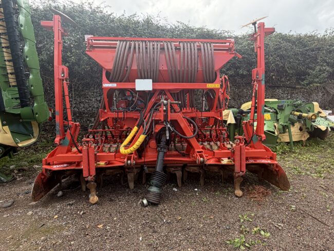 Kuhn Combiliner Venta LC302