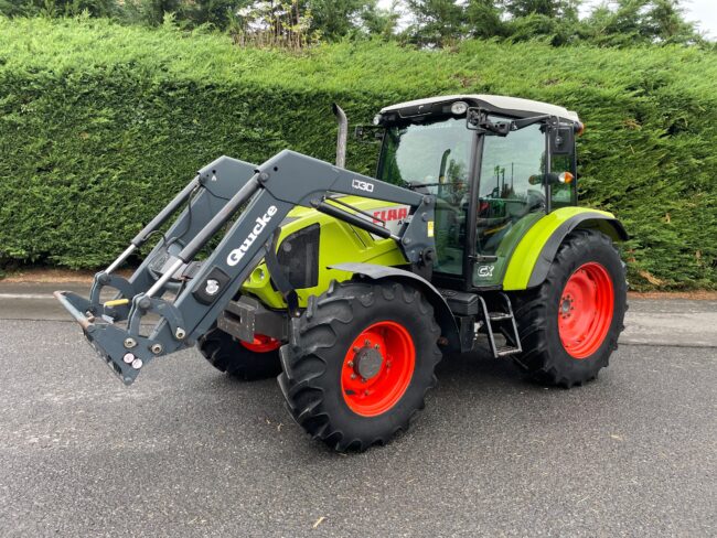 Claas Axos 330 & loader